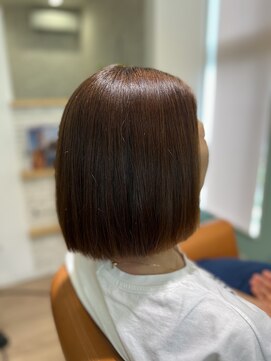ルアナ(Luana) 切りっぱなしボブ