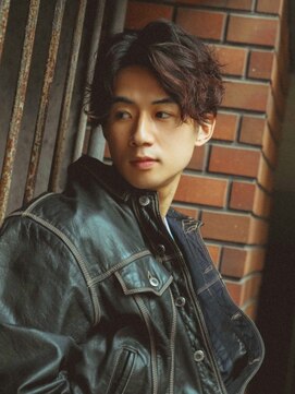 ノーイェス(NOYES) 前下がり×シャドウパーマ