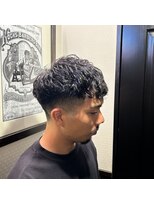 クロム トウキョウ ザ バーバーアルト 神保町店(CHROM TOKYO the Barber ALT)&nbsp;テーパーフェード