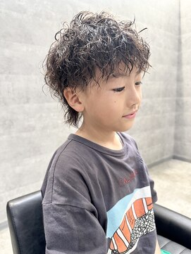 アミ(Ammi) ◆メンズヘア/マッシュ/センターパート/ウルフ/ツーブロック