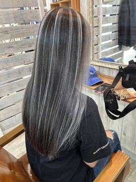 スワッグ(swag) ホワイトハイライトプ＋フェイスフレーミング