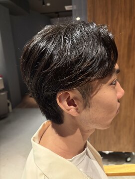 アンドワークス 2nd(&WORKS) 刈り上げパートスタイル