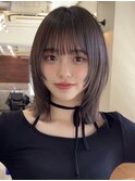 レイヤーカット　顔周り　前髪カット　黒髪