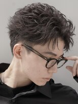 バイフィフス 原宿/表参道(by fifth) 原宿フェザーショートメンズカットセンターパートアップバング