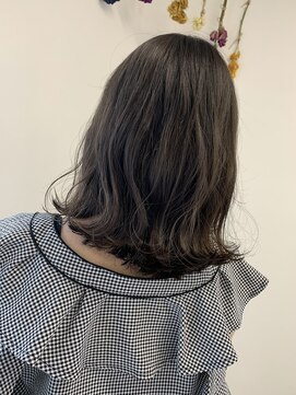 ガーランドウメダ(Garland umeda) ミディアムボブ