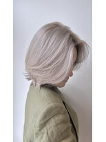 エイト 神戸三宮店(EIGHT)&nbsp;ホワイトシルバー☆