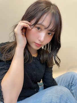 エン(en) くびレイヤーミディアムヘアニュアンスカラー 20代30代40代50代