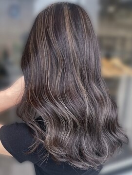 アース 元住吉店(EARTH) 艶感♪髪質改善カラー大人可愛いグレージュハイライトロング