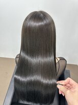 イオエ 梅田(ioe) ニュアンスカラー/グレージュ/ツヤ髪スタイル/髪質改善/縮毛矯正