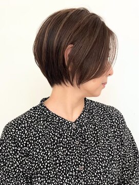 ネイロ バイ ジルブラン 葛西(NeiRo by JIL BLAN) ハイライト白髪ぼかしダブルカラーインナーカラーショートボブ