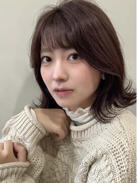 アイズウェスト(I's WEST) ミディアムくびれレイヤー