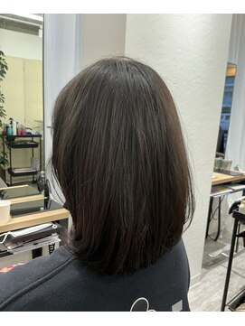 ウイバイファースト(u'i by first) まとまりがいいボブスタイル