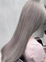 ナンバーウルスキキ(N°ulus kiki)&nbsp;シルキーグレージュ/極艶ストレートロング/髪質改善/名駅