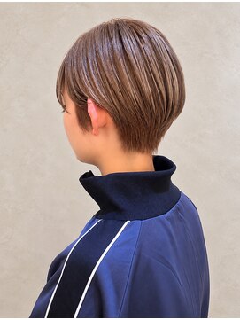 ウィ 立川(Oui) 【Oui!ｘSEIGO】】世代問わない！小頭シルエットショートボブ