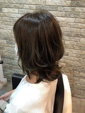 ジェムヘアー(J'aimeHair) モノトーンブラウン・ミディアムレイヤー