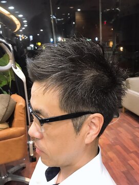 ヘアーラボ ノッシュ 六本松店(Hair Labo Nosh) アップバングビジネスショートスタイル