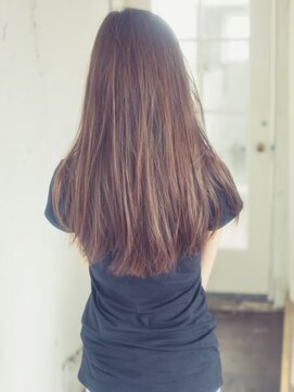 イコール バイ プロデュース 町田駅前店(equal by Produce) ナチュラル艶ストレート