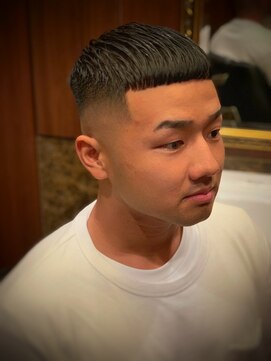 ヒロギンザ 八重洲店(HIRO GINZA) クロップ