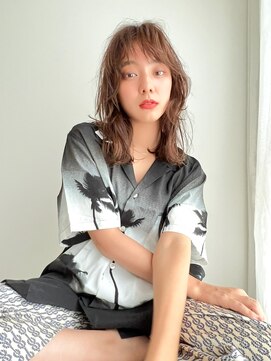 ロイジー(roijir) 【roijir 表参道】顔周りレイヤー×ハイトーンベージュ