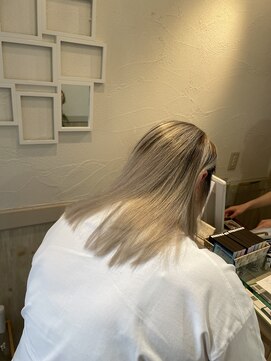 エクリ 麻布十番(equri) ホワイトバレイヤージュ