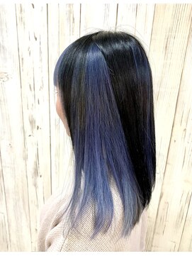 カムデンタウン(Camden Town) 色落ちまで100%可愛いアイスブルーカラー～黒をのせて～