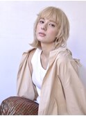 レイヤーボブ/抜きっぱなしブロンド