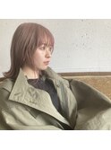 ピンクベージュ×ボブ