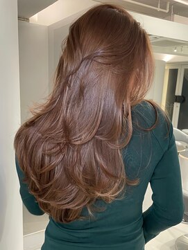 トイ(TOI) 海外バタフライレイヤーカット/透明感ブラウン