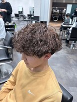 メンズサロンドットリアン(dot. lien)&nbsp;メンズスパイラルパーマブラウンカラー