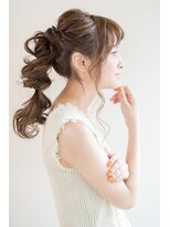 ロカット サロン(Roquat Salon)&nbsp;ふわポニーアレンジ【ヘアアレンジ  立川/立川南/八王子/立川】