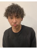 アン ビー(an B)&nbsp;メンズ黒髪スパイラルパーマ