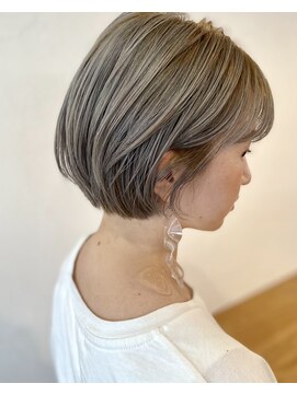 エニ(eni) short white beige