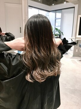 アディクト 綾瀬(ADDICT) 【ADDICT_YuuYa】オンブレデザイン_ミルクティーグレージュ