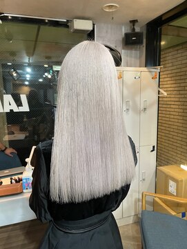 ラフ(LAFF) #黒髪#ボブルフ#ネビージュ#小顔#ワンレン