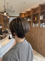 アース 三田南ウッディタウン店(HAIR&MAKE EARTH) 20代30代大人可愛い小顔ボブ前下がりショートハイライト