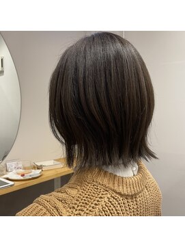 フニフニ(fni.fni) カット＋イルミナカラー＋Aujua頭皮保湿スパ＋marbb付き