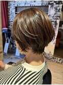 ショートボブ