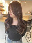レイヤーカット×ラベンダーベージュ
