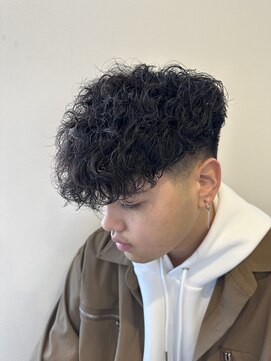 メンズカット／パーマ/ブリーチ/スペインカール/メンズパーマ