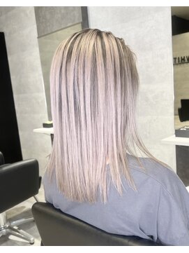 アミ(Ammi) ◆ダブルカラー/レイヤー/イルミナカラー/髪質改善/縮毛矯正