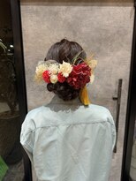 アールトゥーヘアー(art To Hair) 低めシニヨン/成人式ヘアセット/水引アレンジ/金箔アレンジ