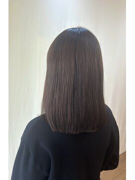 ココカラヘアー ニコ(cococara hair nico) グレージュ/透明感カラー/内巻きボブ/ミディアム