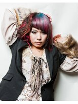 オーバーキャプテンネイキッド(OVER CAPTAIN NAKED)&nbsp;モード系アシンメトリー　（前下がりショート）