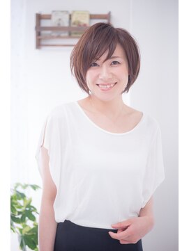 エイジングケア専門店 ジン 美容室(JIN) 50歳、ナチュラルショート/白髪染め(熊本・浜線)