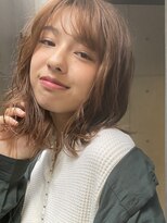 レオニード 表参道(LEONID)&nbsp;ミディアムレイヤースタイル