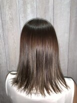 えほん美容室&nbsp;透明感のあるハイトーンカラー♪