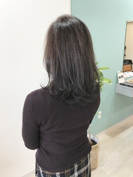 リュタン(LUTIN) LUTIN大人セミロングヘア