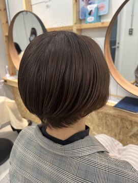 スクリバイタヒエ(SUKURI by tahie) #ショートボブ #グレージュ