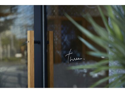 スリーオオテマエ(three. Otemae)の写真