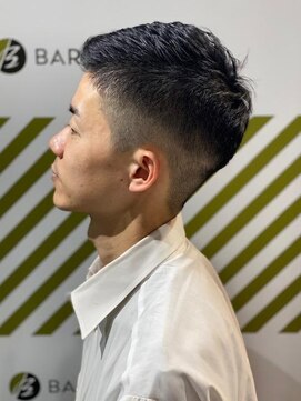 バーバーバー 四谷(BARBER-BAR) 大人カッコいい30代40代50代以上アップバンクショート